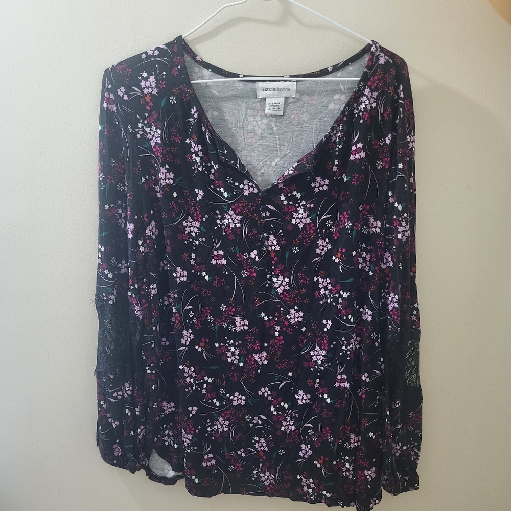 5/10$ Liz Claiborne Blouse Size L